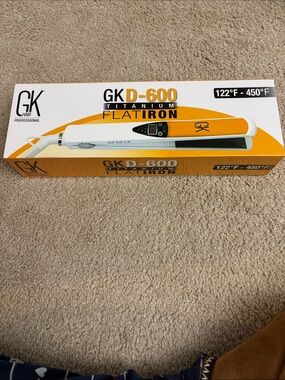 GK D-600 Titanium Flatiron in Orange and White